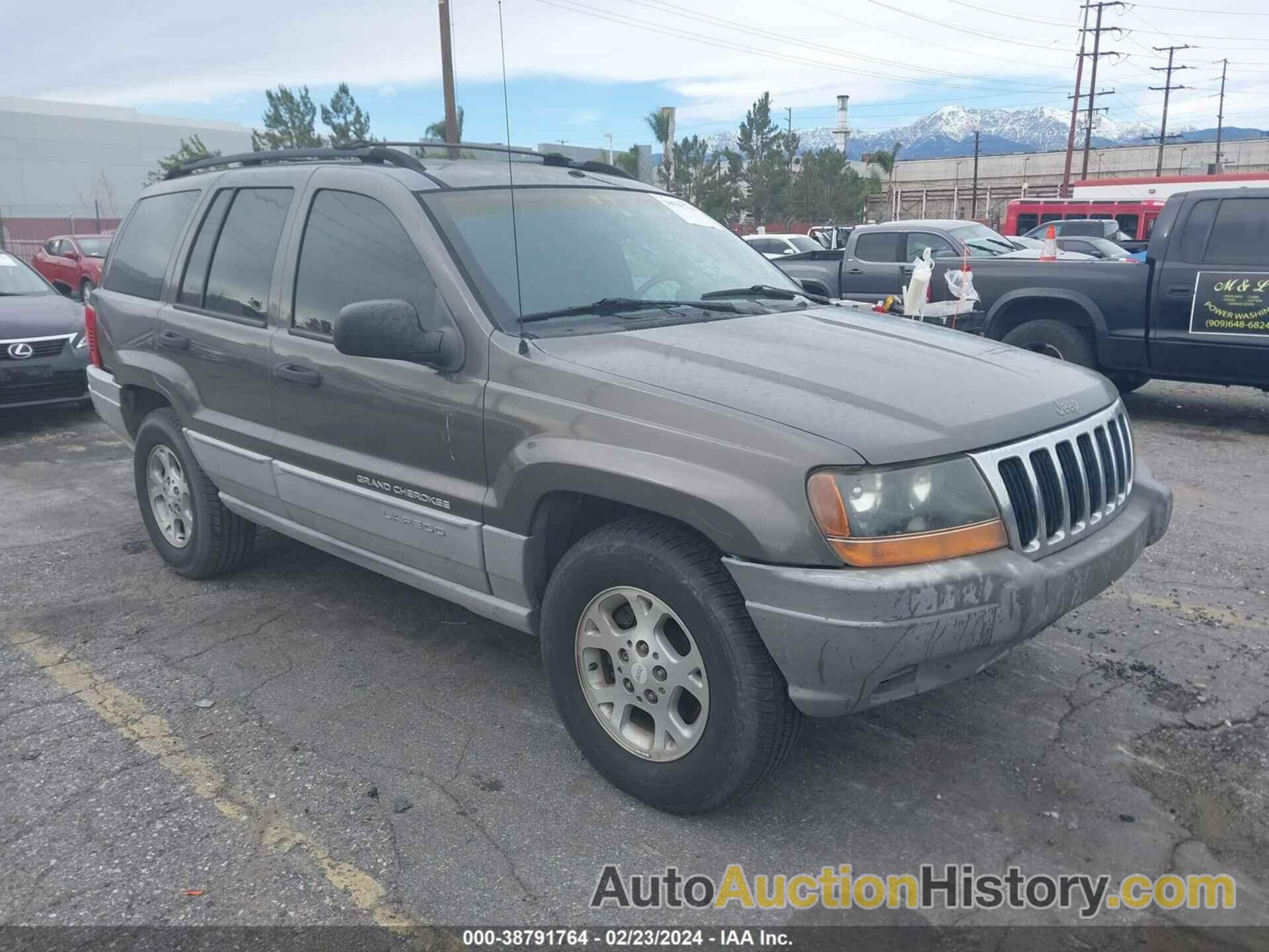 JEEP GRAND CHEROKEE LAREDO, 1J4G248S6YC400221