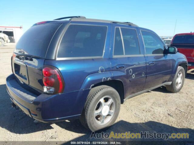 CHEVROLET TRAILBLAZER LT, 1GNDS13SX82201765