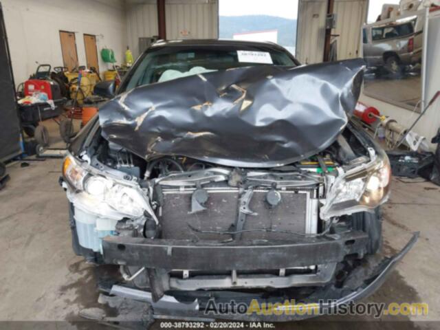 TOYOTA CAMRY LE, 4T4BF1FK2DR293986