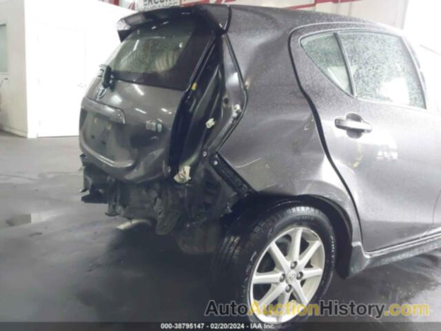 TOYOTA PRIUS C ONE, JTDKDTB38H1592372