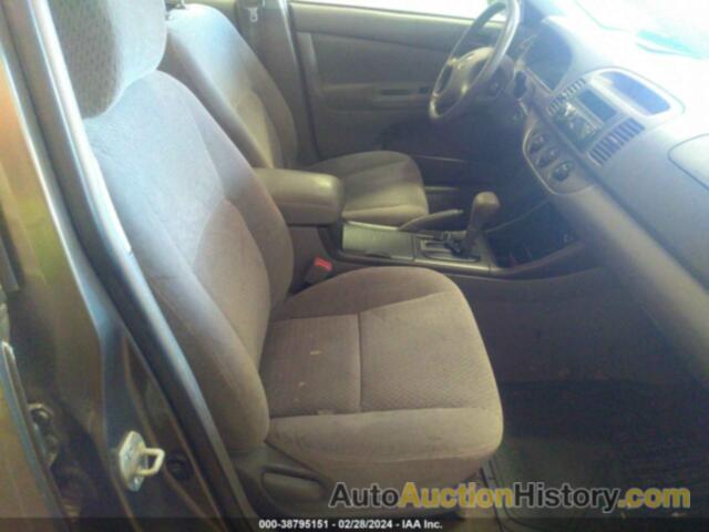 TOYOTA CAMRY LE, 4T1BE32K32U585450