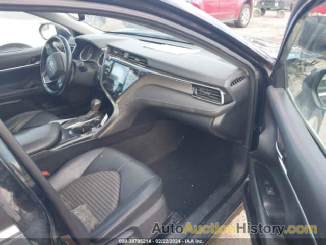 TOYOTA CAMRY SE, 4T1B11HK8KU749539