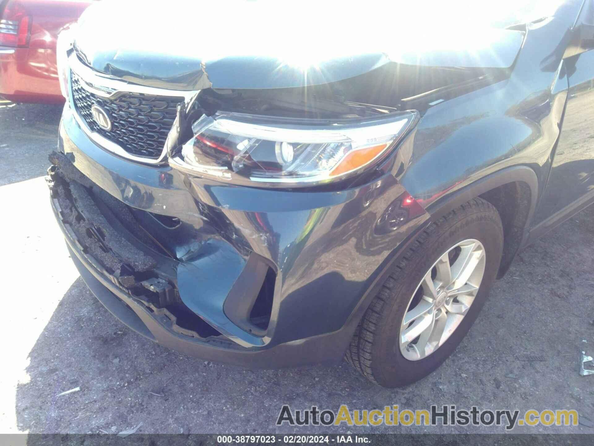 KIA SORENTO LX, 5XYKT3A68EG469486