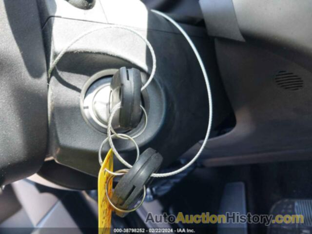 FORD ESCAPE SE, 1FMCU0GD2HUB78390