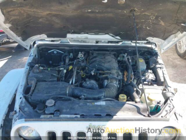 JEEP WRANGLER UNLIMITED SAHARA, 1C4BJWEG2GL150019