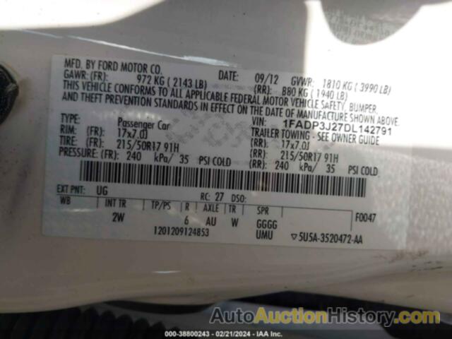 FORD FOCUS TITANIUM, 1FADP3J27DL142791