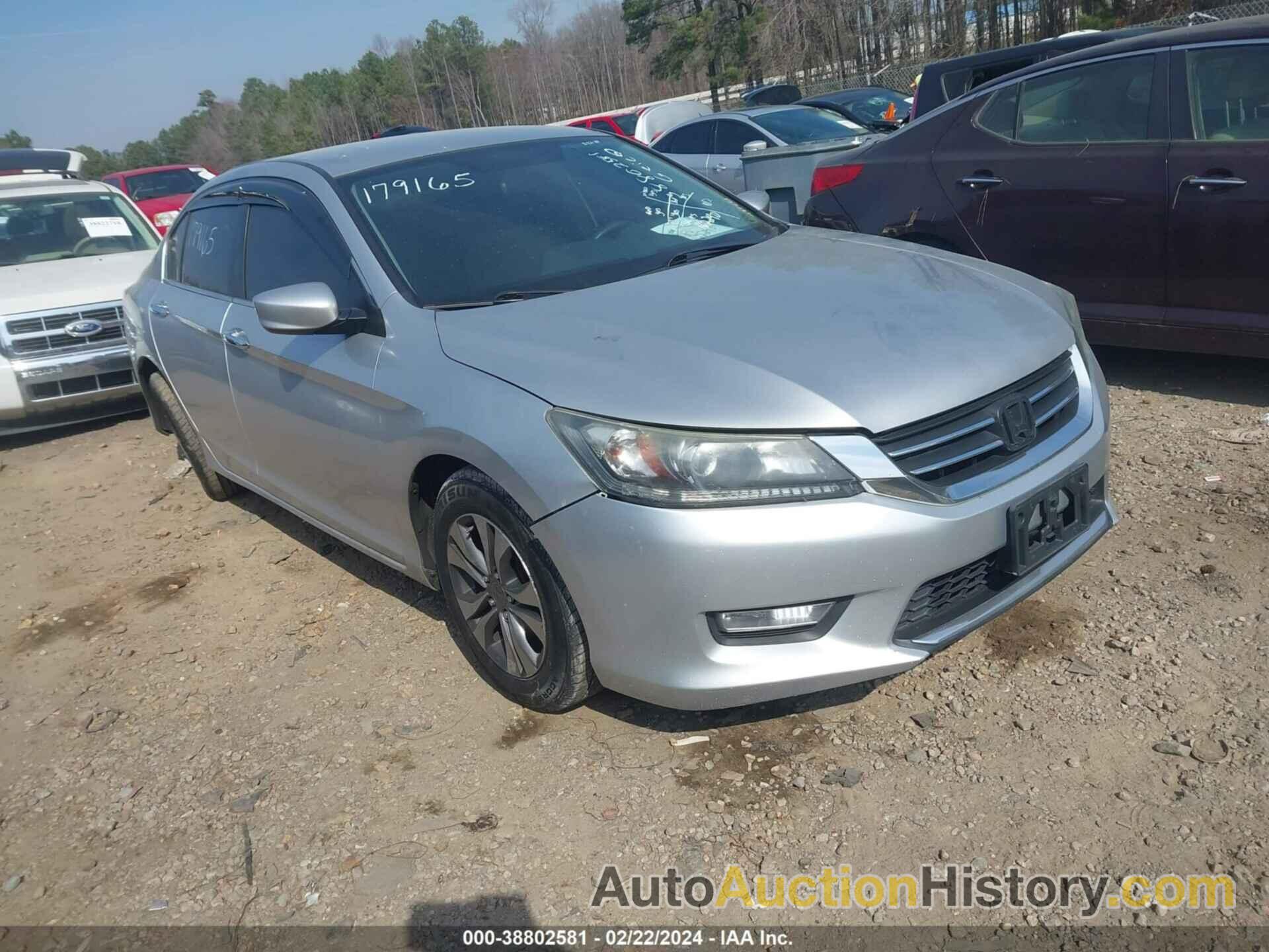 HONDA ACCORD LX, 1HGCR2F35DA034159