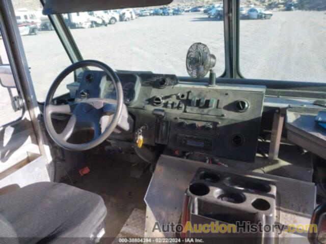 FREIGHTLINER CHASSIS M LINE WALK-IN VAN, 4UZAAPDUXACAS1394