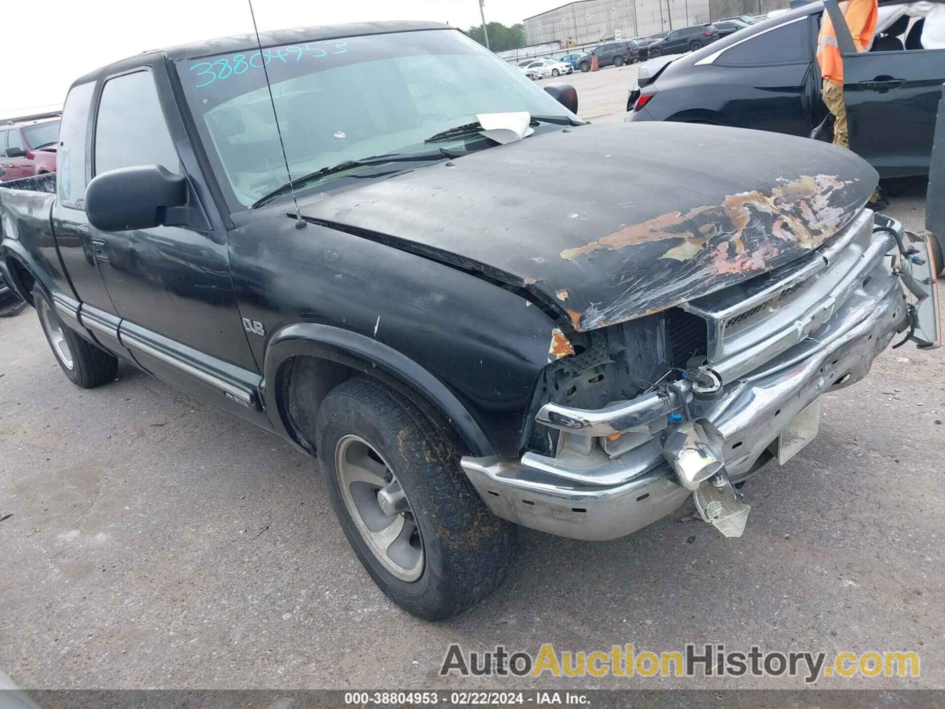 CHEVROLET S-10 LS, 1GCCS19W318198113