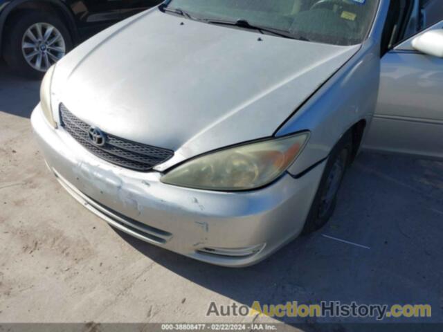 TOYOTA CAMRY LE, 4T1BE32KX4U889796