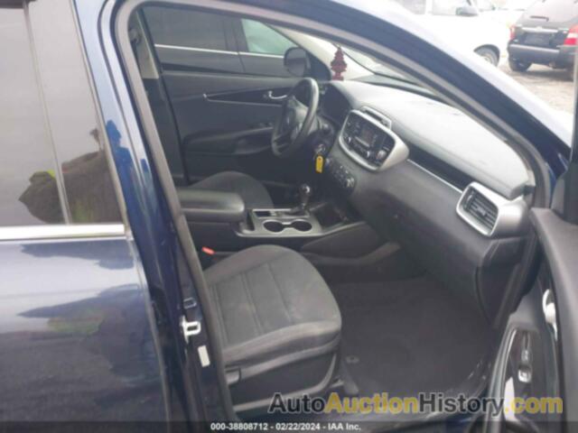 KIA SORENTO LX/L, 5XYPG4A3XGG058700