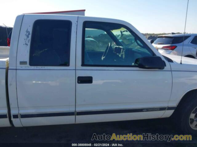 CHEVROLET C1500 FLEETSIDE, 2GCEC19R8V1180599