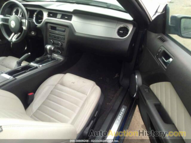 FORD MUSTANG V6 PREMIUM, 1ZVBP8EM3C5246835