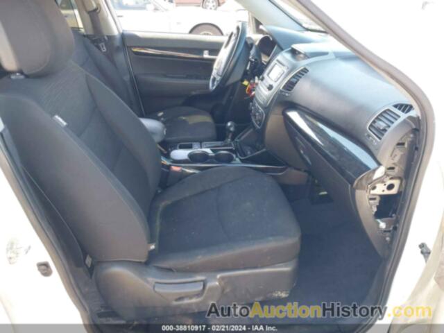 KIA SORENTO LX V6, 5XYKT4A76FG641188