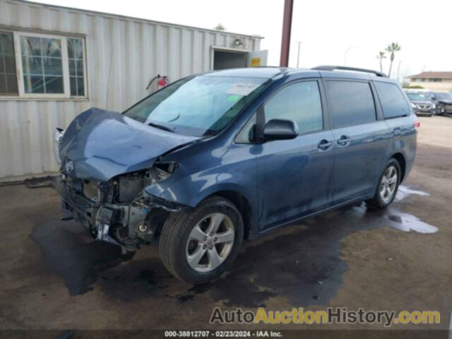 TOYOTA SIENNA LE, 5TDKK3DCXES443771