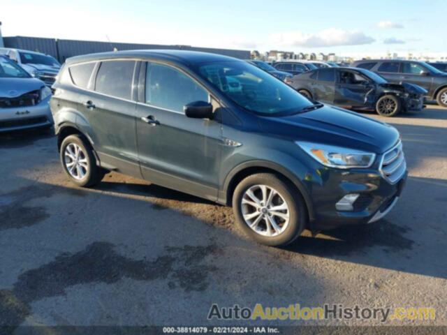 FORD ESCAPE SE, 1FMCU9GD9KUB42143