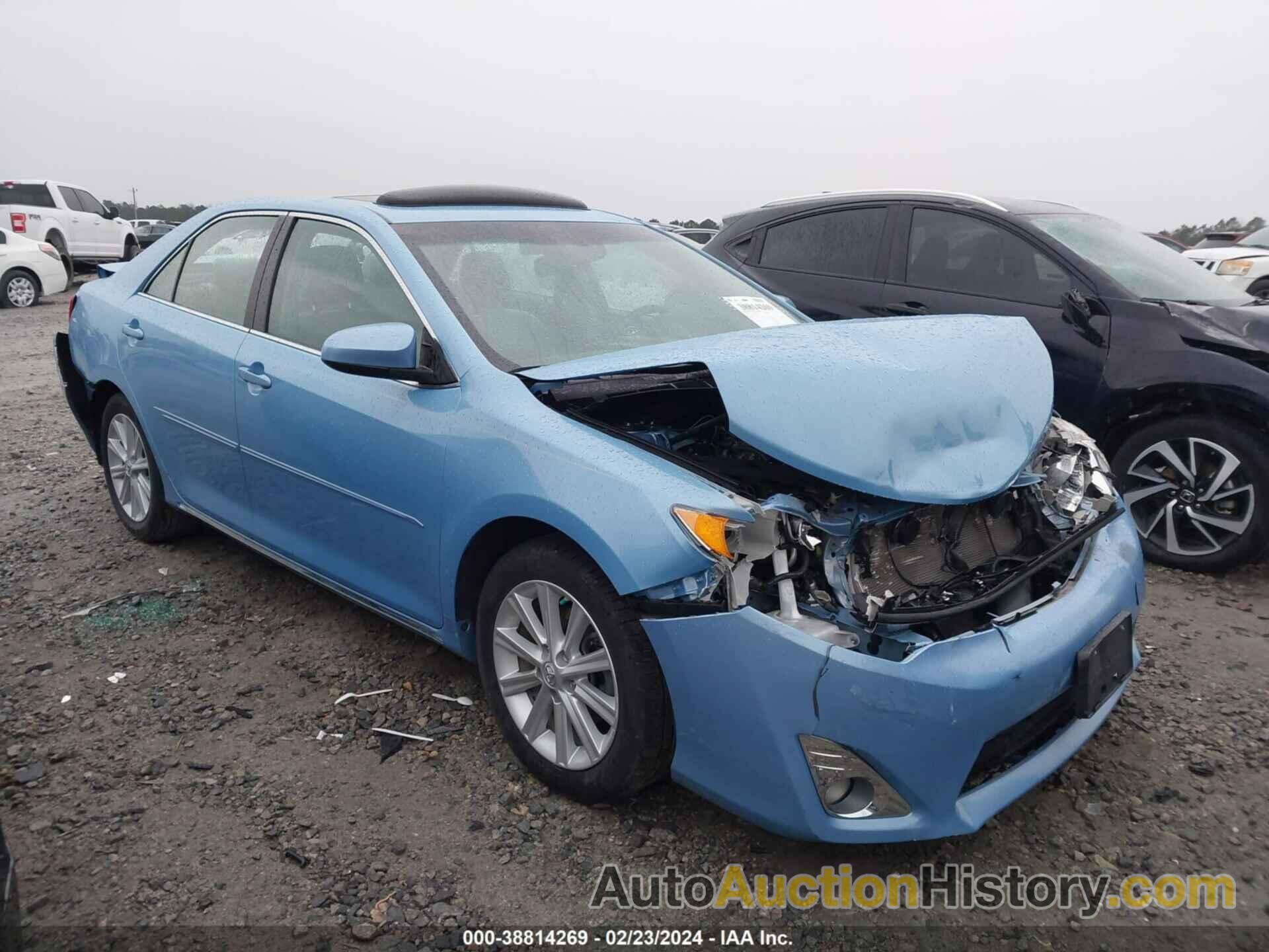 TOYOTA CAMRY XLE, 4T1BF1FK9CU623681