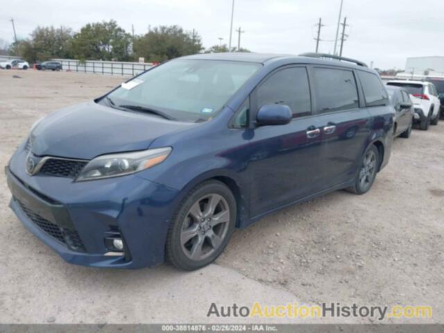 TOYOTA SIENNA SE 8 PASSENGER, 5TDXZ3DCXJS951847