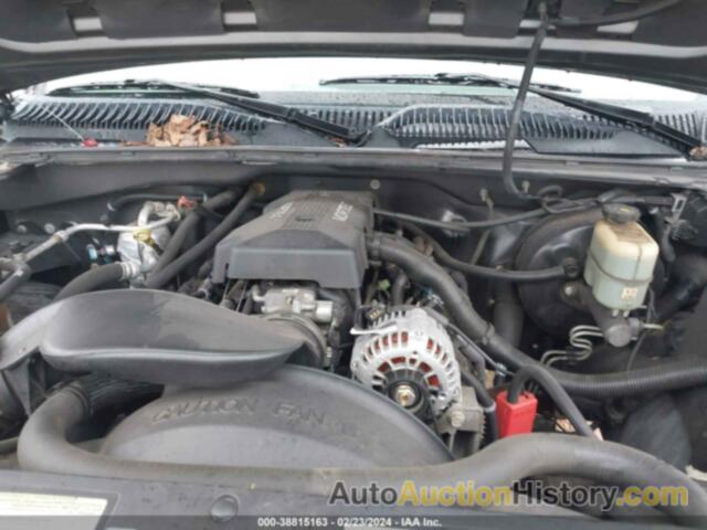 CHEVROLET SILVERADO 1500 LS, 2GCEC19V8Y1289369