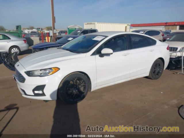 FORD FUSION SE, 3FA6P0HD5KR135447