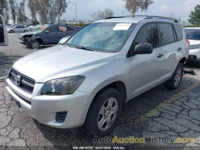 TOYOTA RAV4, 2T3KF4DV4CW117066