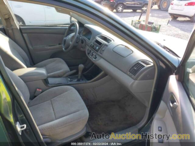 TOYOTA CAMRY LE, 4T1BE32K83U716437