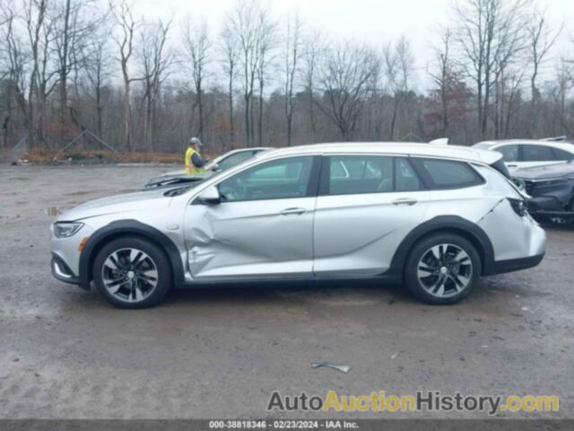 BUICK REGAL TOURX AWD ESSENCE, W04GV8SX0K1017476