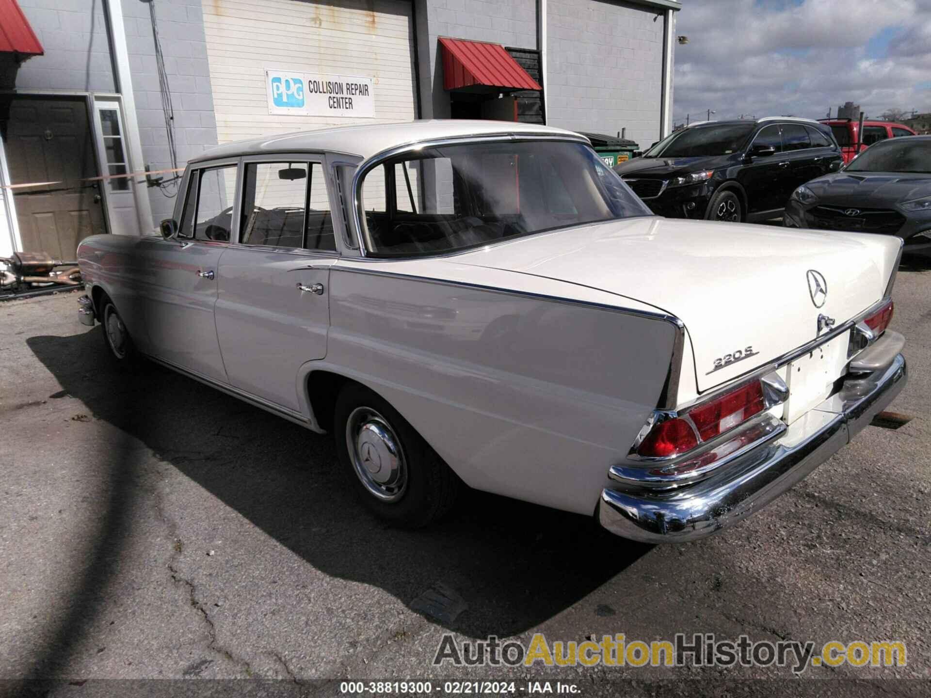 MERCEDES-BENZ 220, 11101212119971