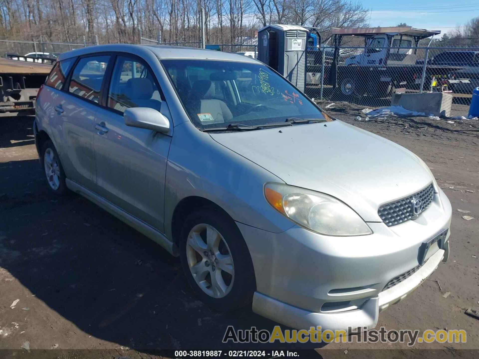 TOYOTA MATRIX XR, 2T1KR32E33C084527