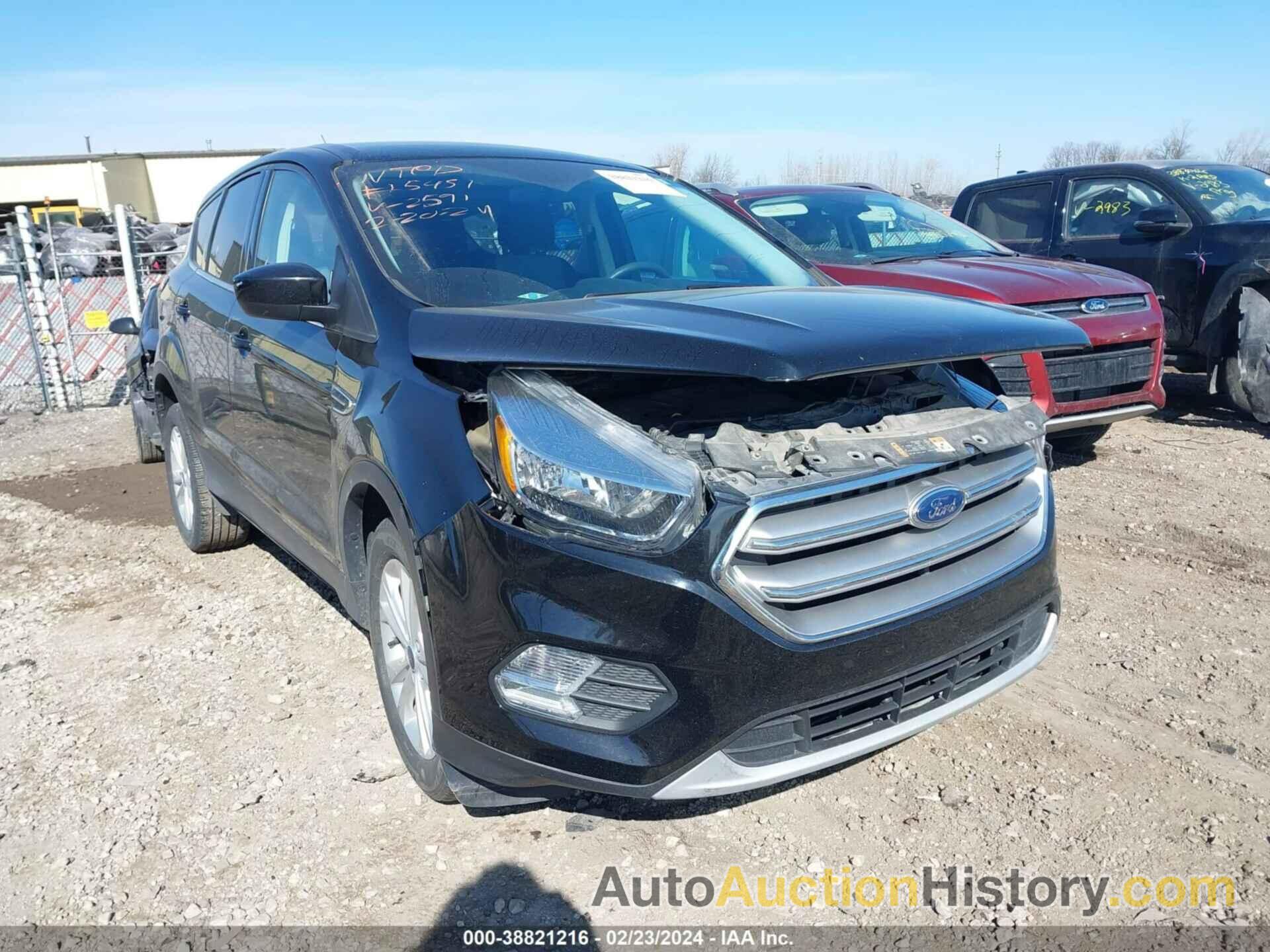 FORD ESCAPE SE, 1FMCU0GD4HUE92591