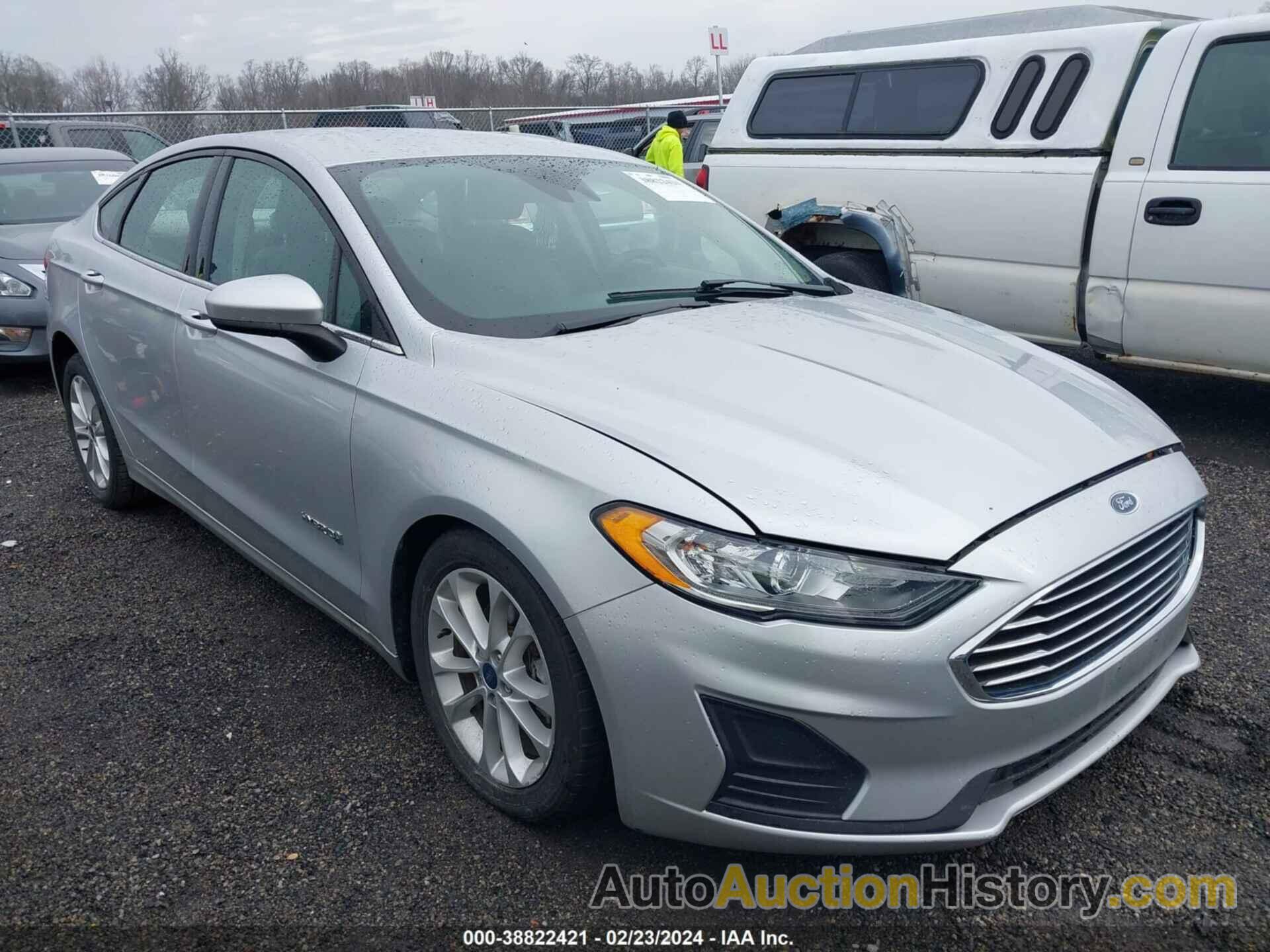 FORD FUSION HYBRID SE, 3FA6P0LU4KR204992