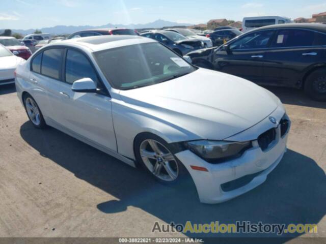 BMW 320 I, WBA3B1C58DK128045