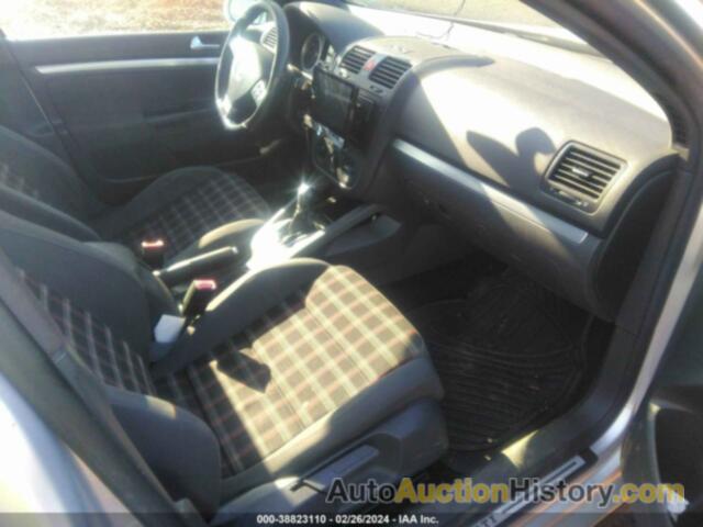 VOLKSWAGEN GTI 4-DOOR, WVWHV71KX8W097777