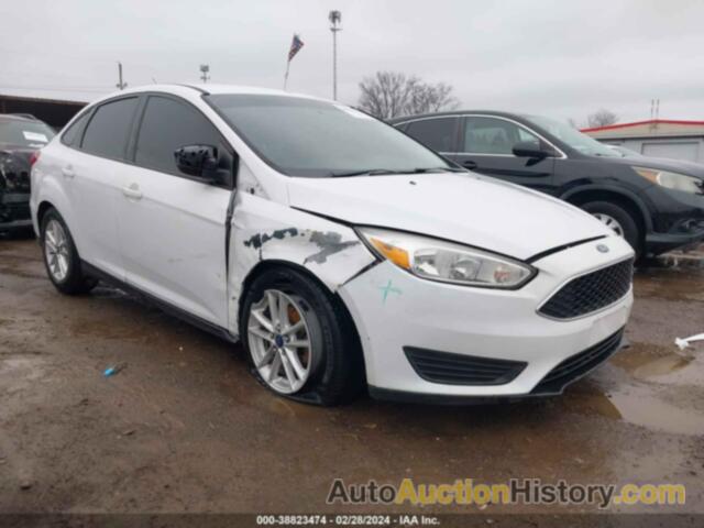 FORD FOCUS SE, 1FADP3F21GL208118