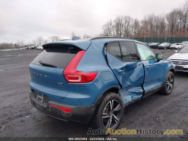 VOLVO XC40 B5 PLUS DARK THEME, YV4L12UW1P2092140