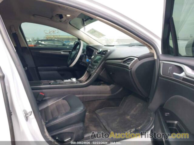 FORD FUSION SE, 3FA6P0T90HR406264