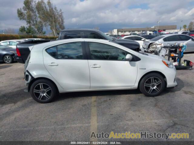 TOYOTA PRIUS C THREE, JTDKDTB34C1000295