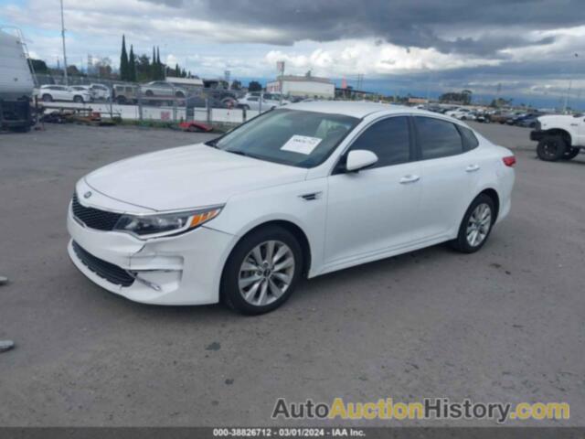 KIA OPTIMA LX, 5XXGT4L39JG265373