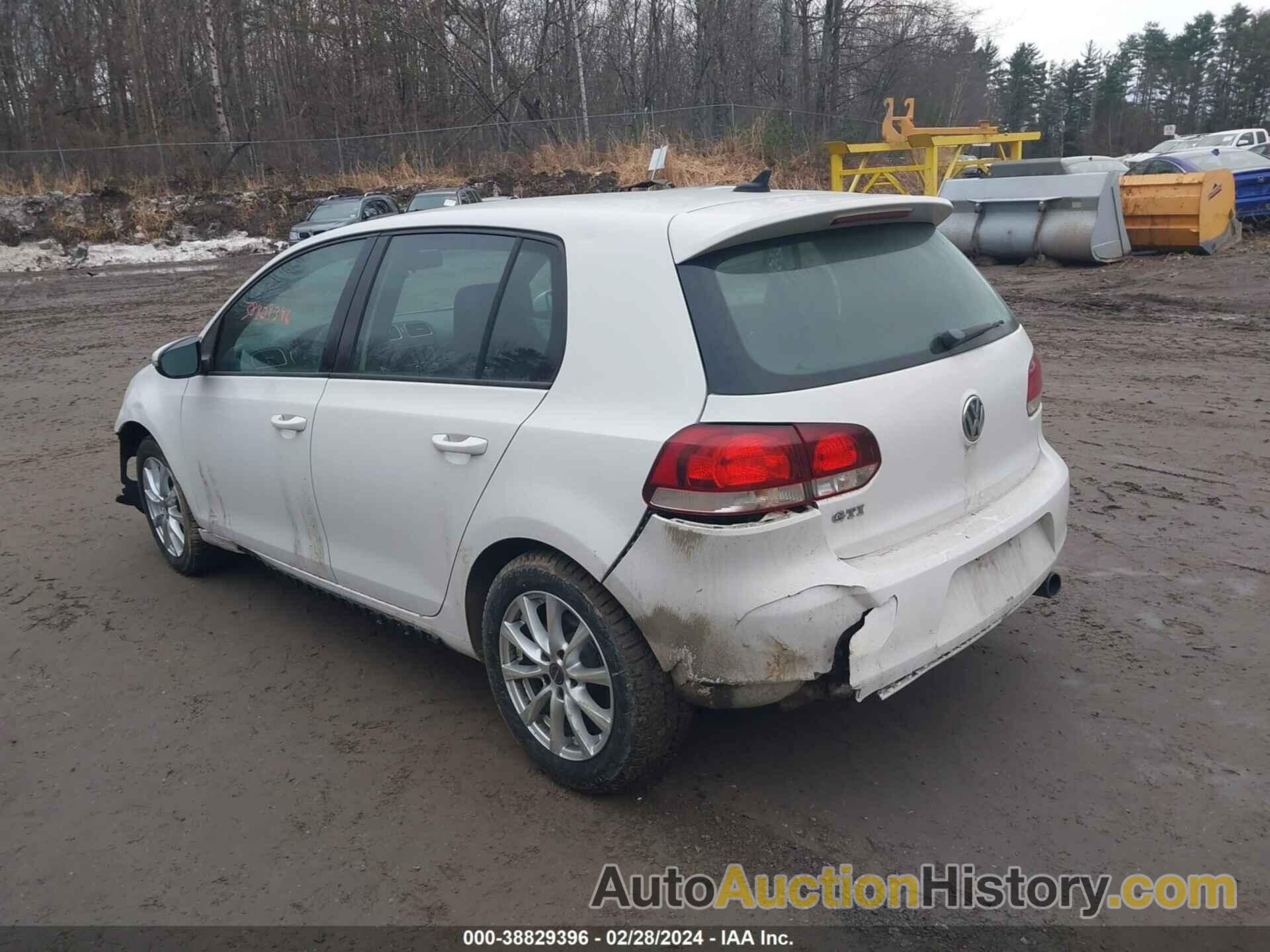 VOLKSWAGEN GTI, WVWHD7AJ8DW139982