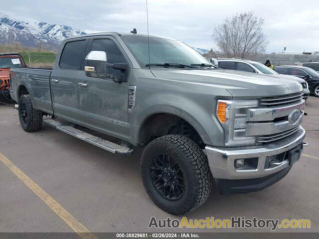 FORD F-250 LARIAT, 1FT7W2BT1KEE13504