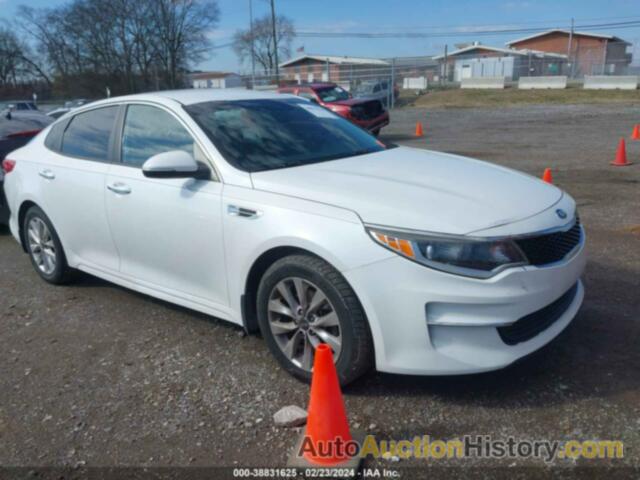 KIA OPTIMA LX, 5XXGT4L30JG251460