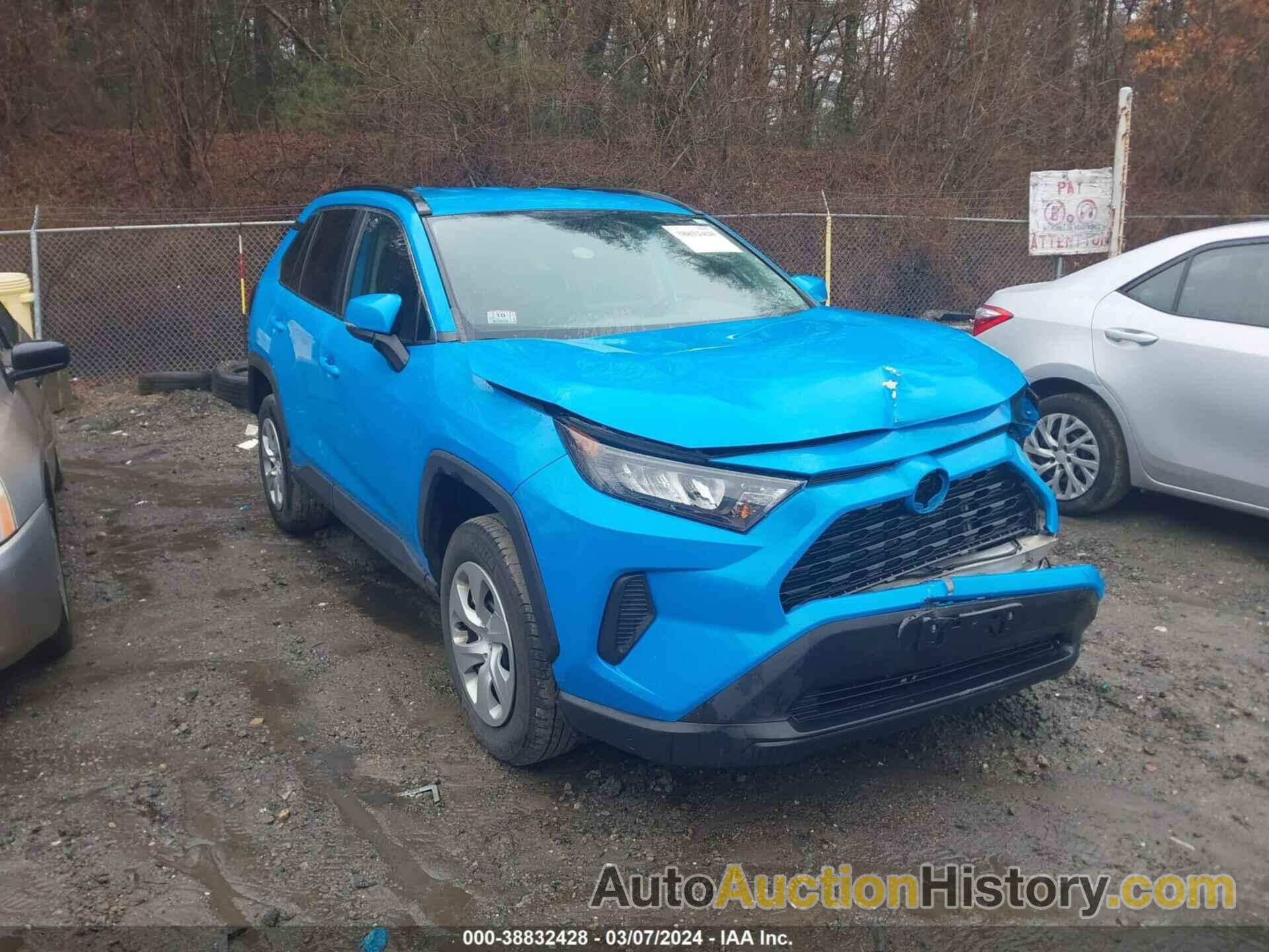 TOYOTA RAV4 LE, 2T3G1RFV7KC032429