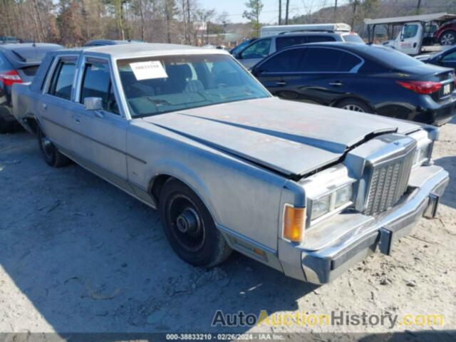 LINCOLN TOWN CAR, 1LNBM81F6KY794811