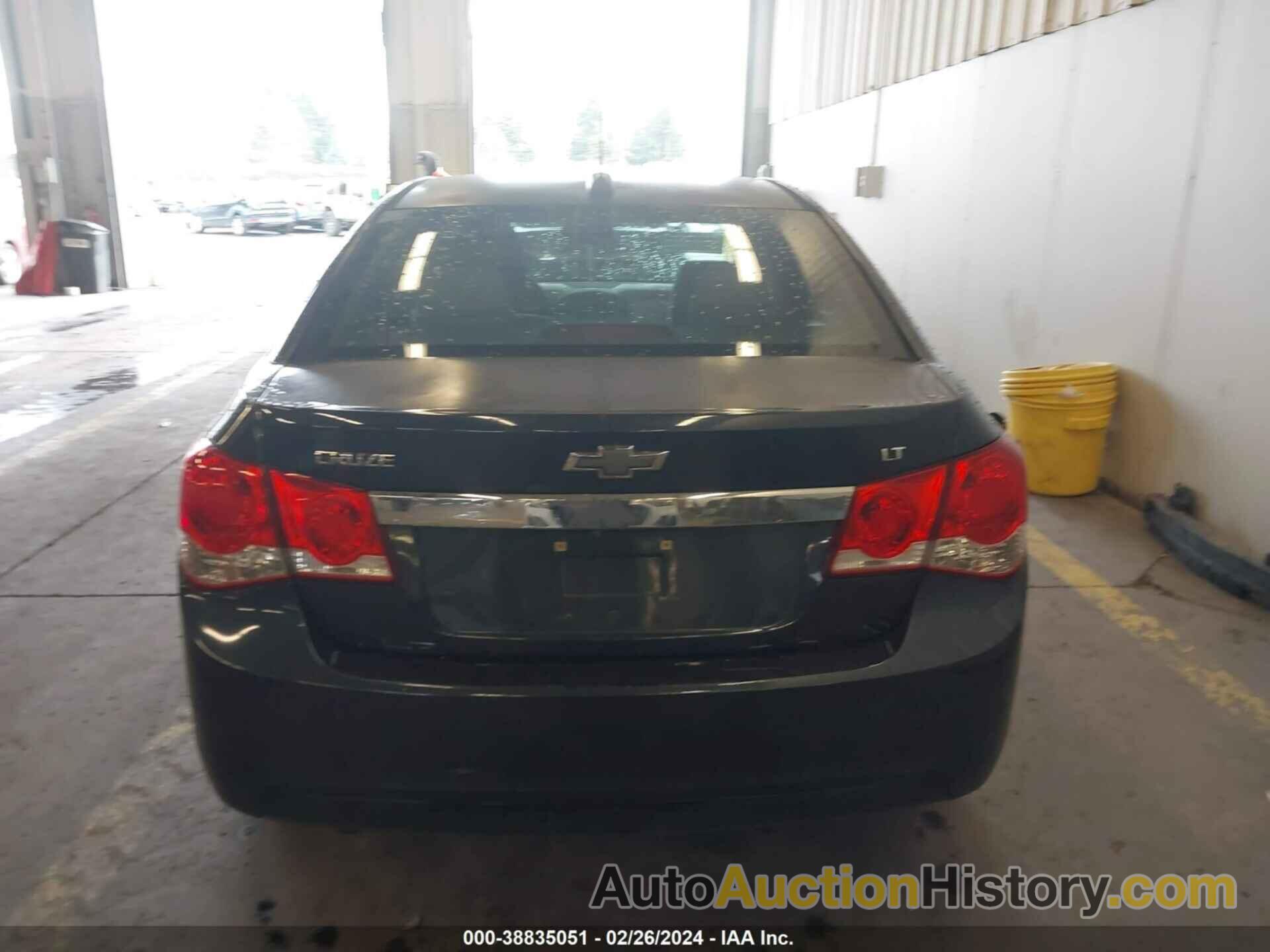 CHEVROLET CRUZE 1LT AUTO, 1G1PC5SB0F7210981