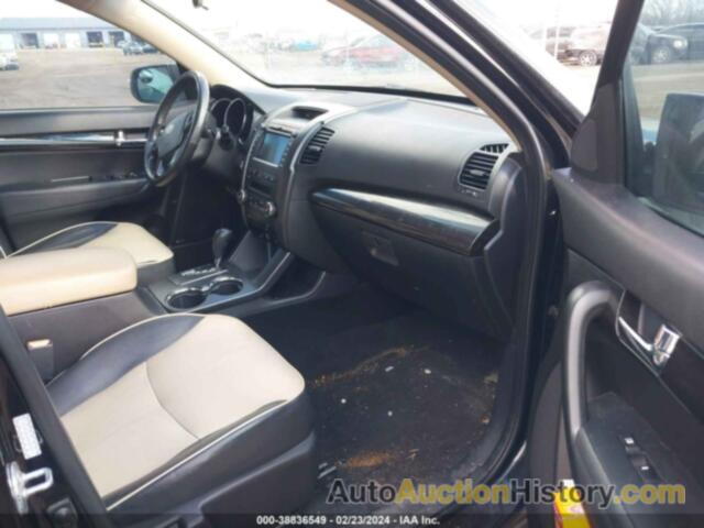 KIA SORENTO EX, 5XYKU3A16BG029201