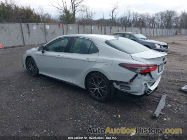 TOYOTA CAMRY SE, 4T1G11BK2RU108265