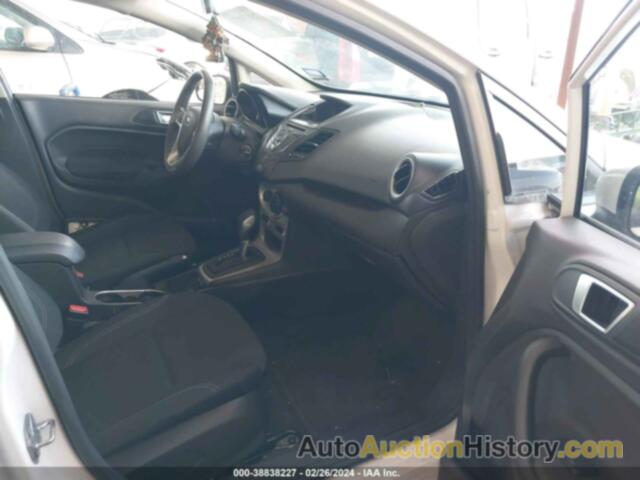 FORD FIESTA SE, 3FADP4BJ4GM184589