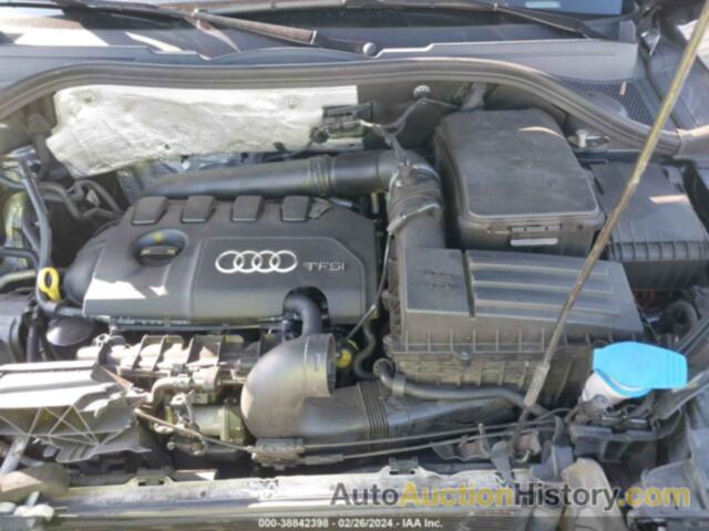 AUDI Q3 2.0T PREMIUM, WA1BCCFS5HR003813