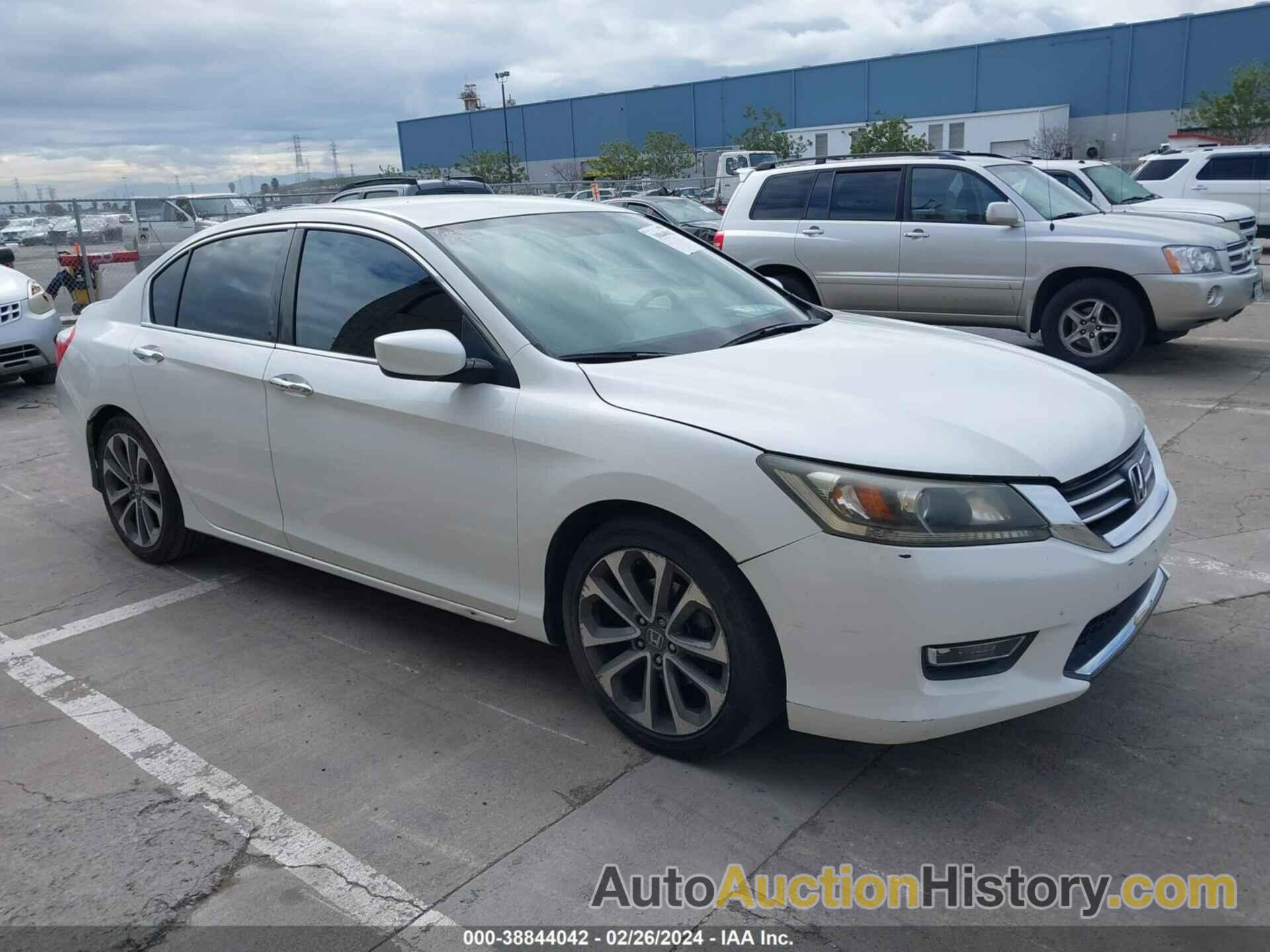 HONDA ACCORD SPORT, 1HGCR2F55DA252216