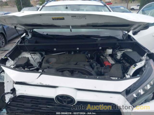 TOYOTA RAV4 LE, 2T3H1RFV2MC135720